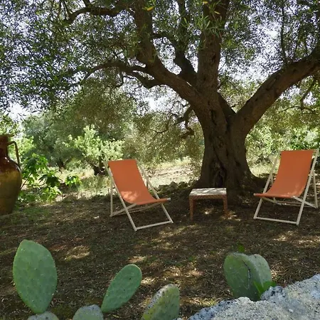 Trullo Delle Volpi *